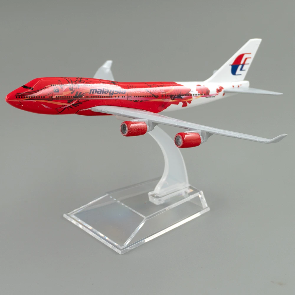 Home Decor Malaysia - 1/400 Uçak Boeing 747 Malezya 16