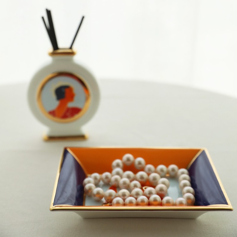 Vintage kadınsı konturlara sah - Ceramic Trinket Dish incelemesi ve fiyatı